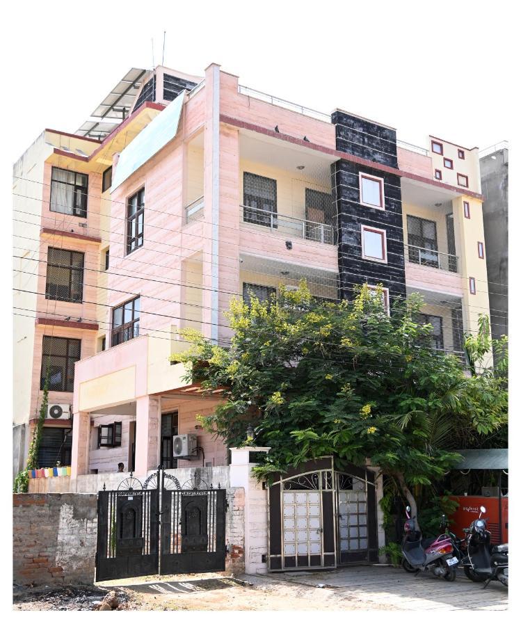 Sohanas Homestays- 2 Bhk Luxury Apartment Near Jaipur International Airport Екстер'єр фото